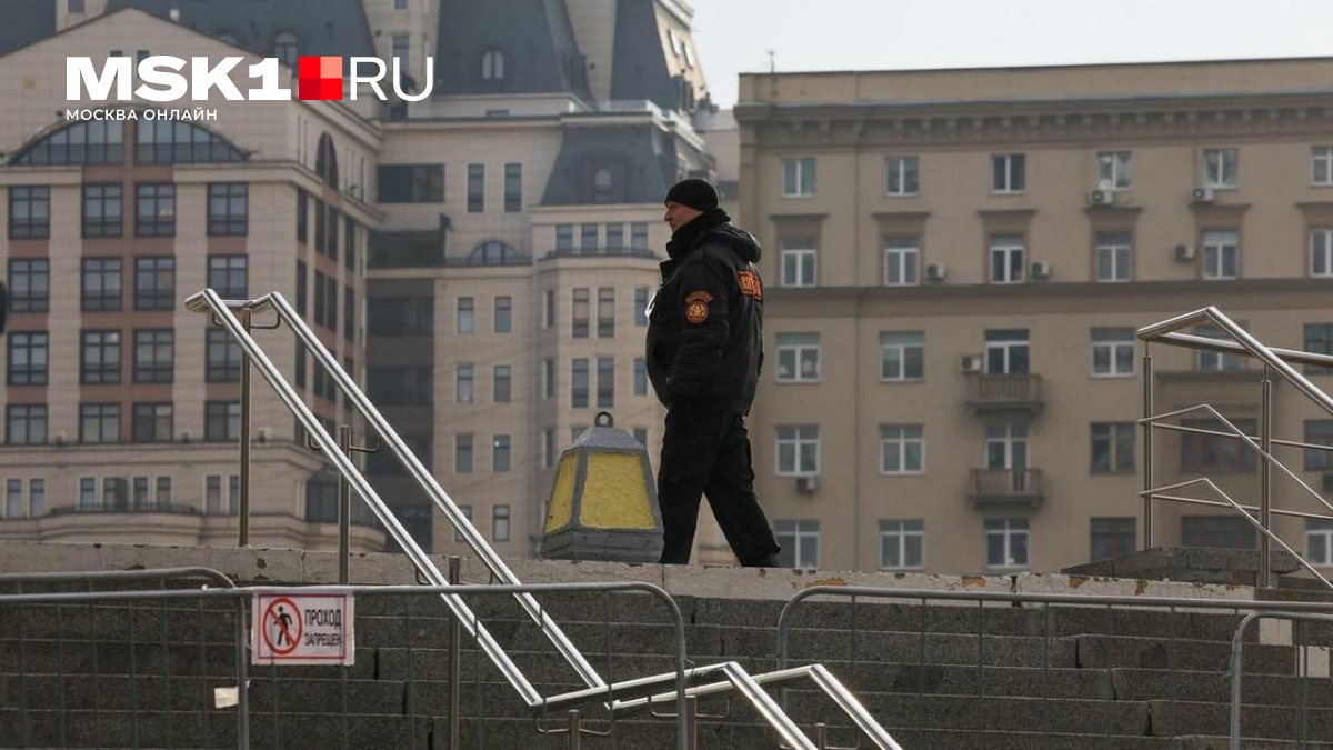 В Московской области охранникам ЧОП разрешили боевое оружие для борьбы с дронами